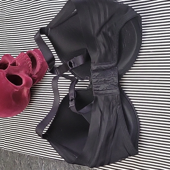 Paramour side smoothing black bra 34G - Picture 2 of 4